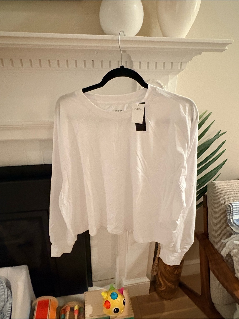 Abercrombie & Fitch YPB White Long-Sleeve Crew Tee NWT